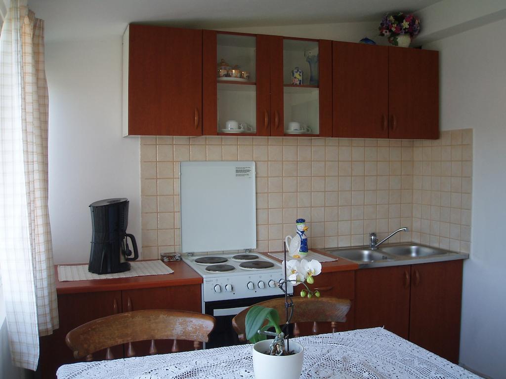 Guesthouse Tariba Supetarska Draga Zimmer foto